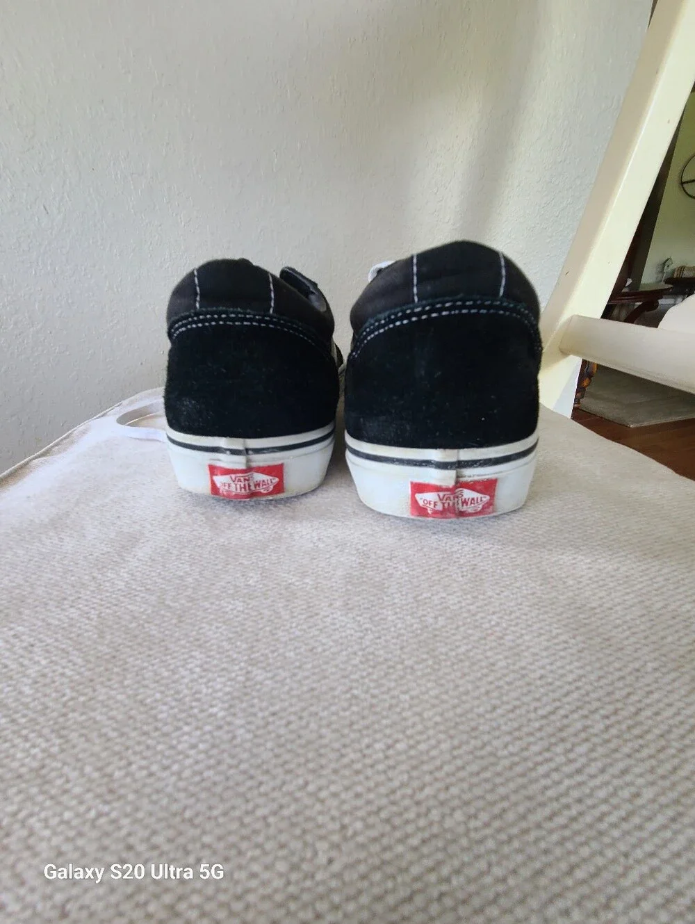 Men's Vans Black and White Low-Top Men's Sneakers